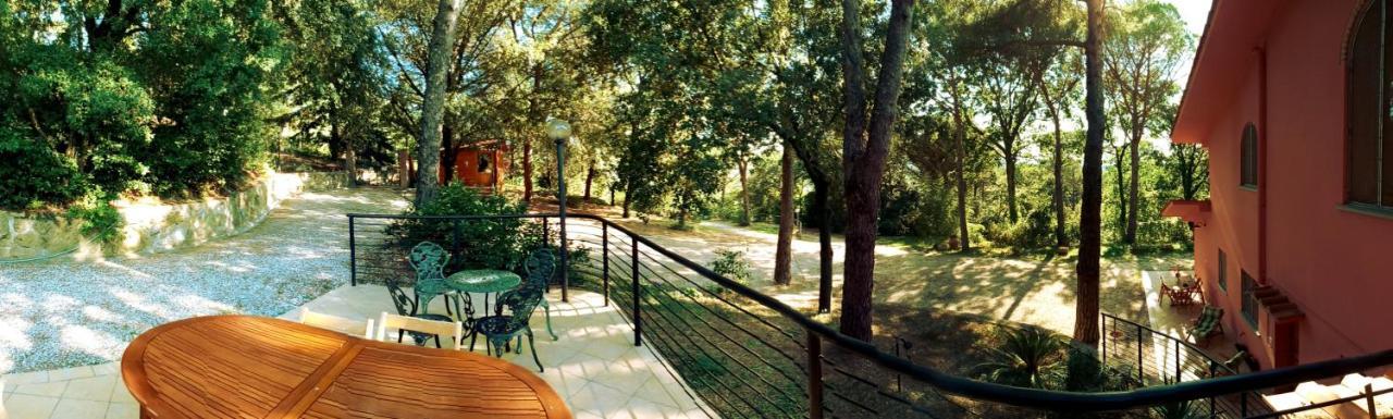 Agriturismo Poggio Al Pino 몬텔루포피오렌티노 외부 사진
