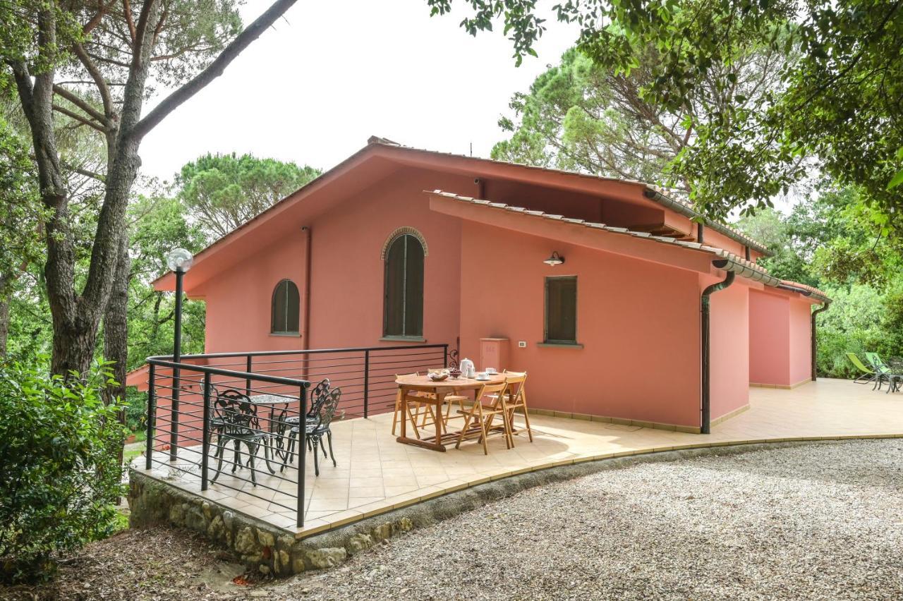 Agriturismo Poggio Al Pino 몬텔루포피오렌티노 외부 사진